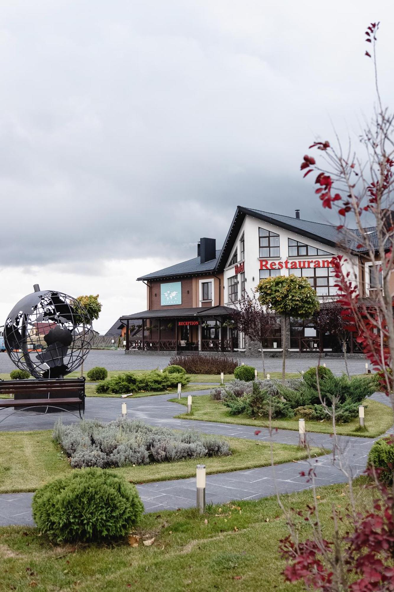 Geography Otel Veresneve Dış mekan fotoğraf