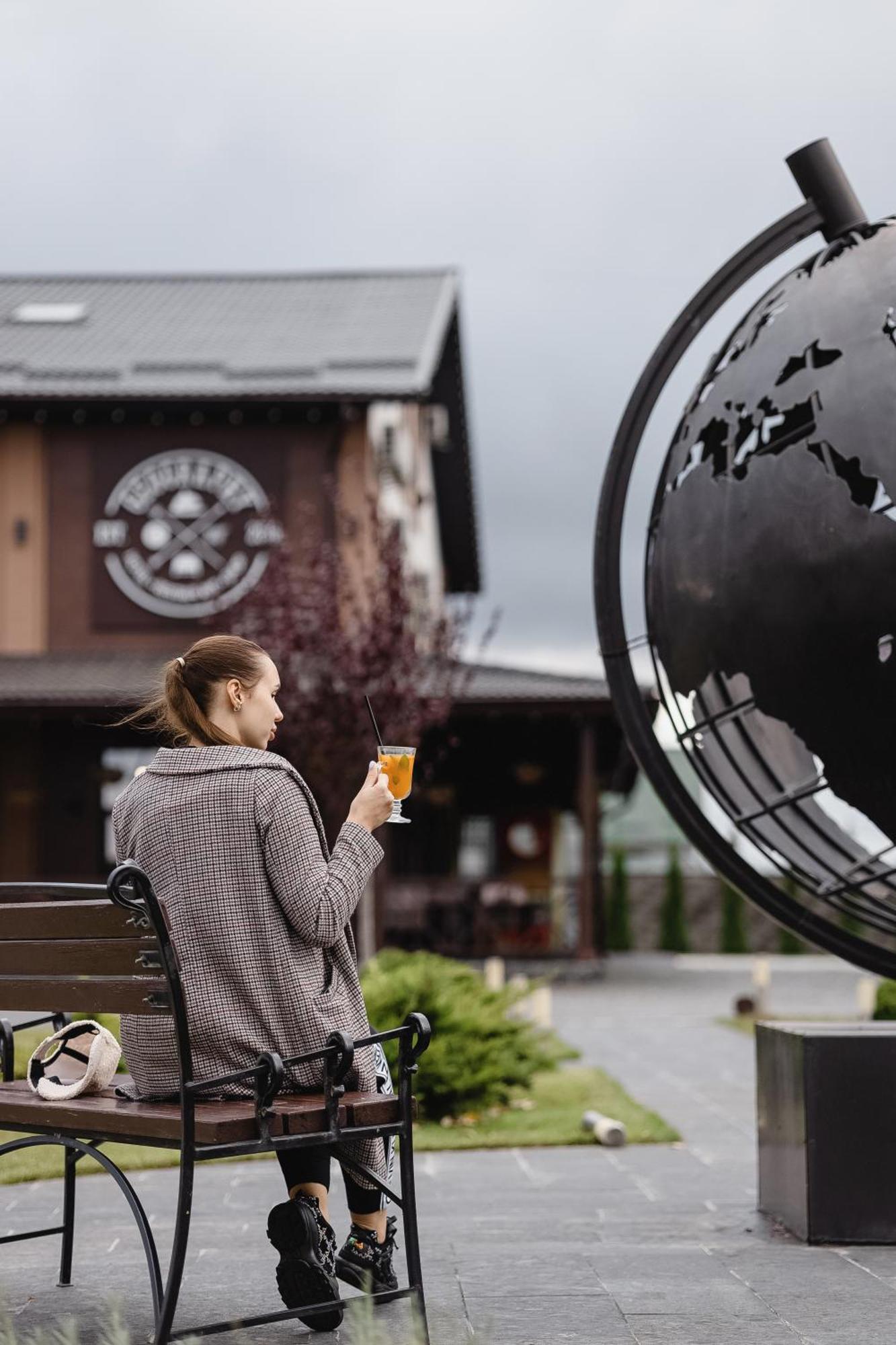 Geography Otel Veresneve Dış mekan fotoğraf