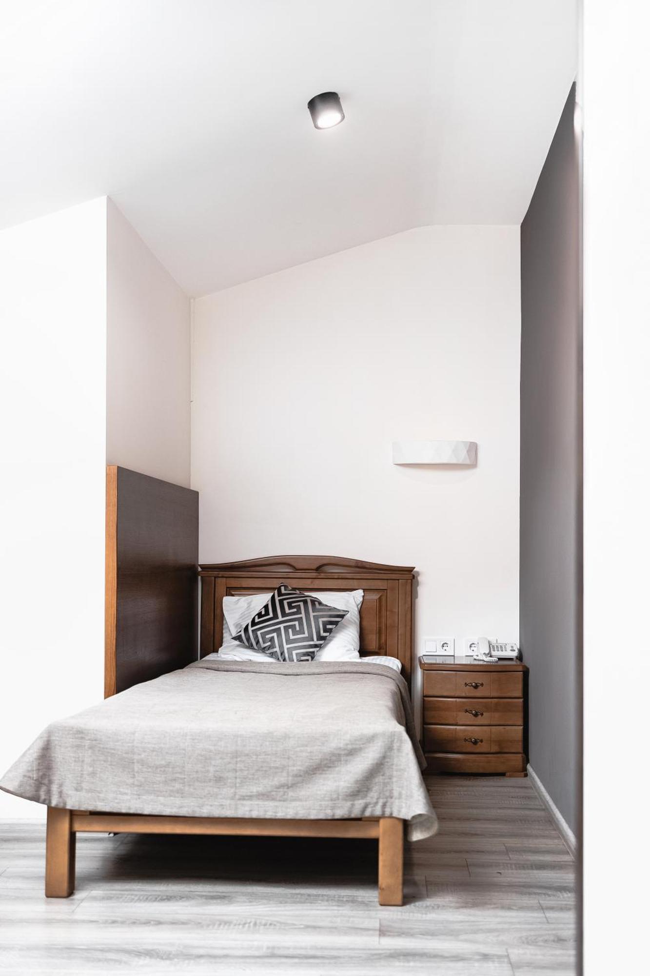 Geography Otel Veresneve Dış mekan fotoğraf