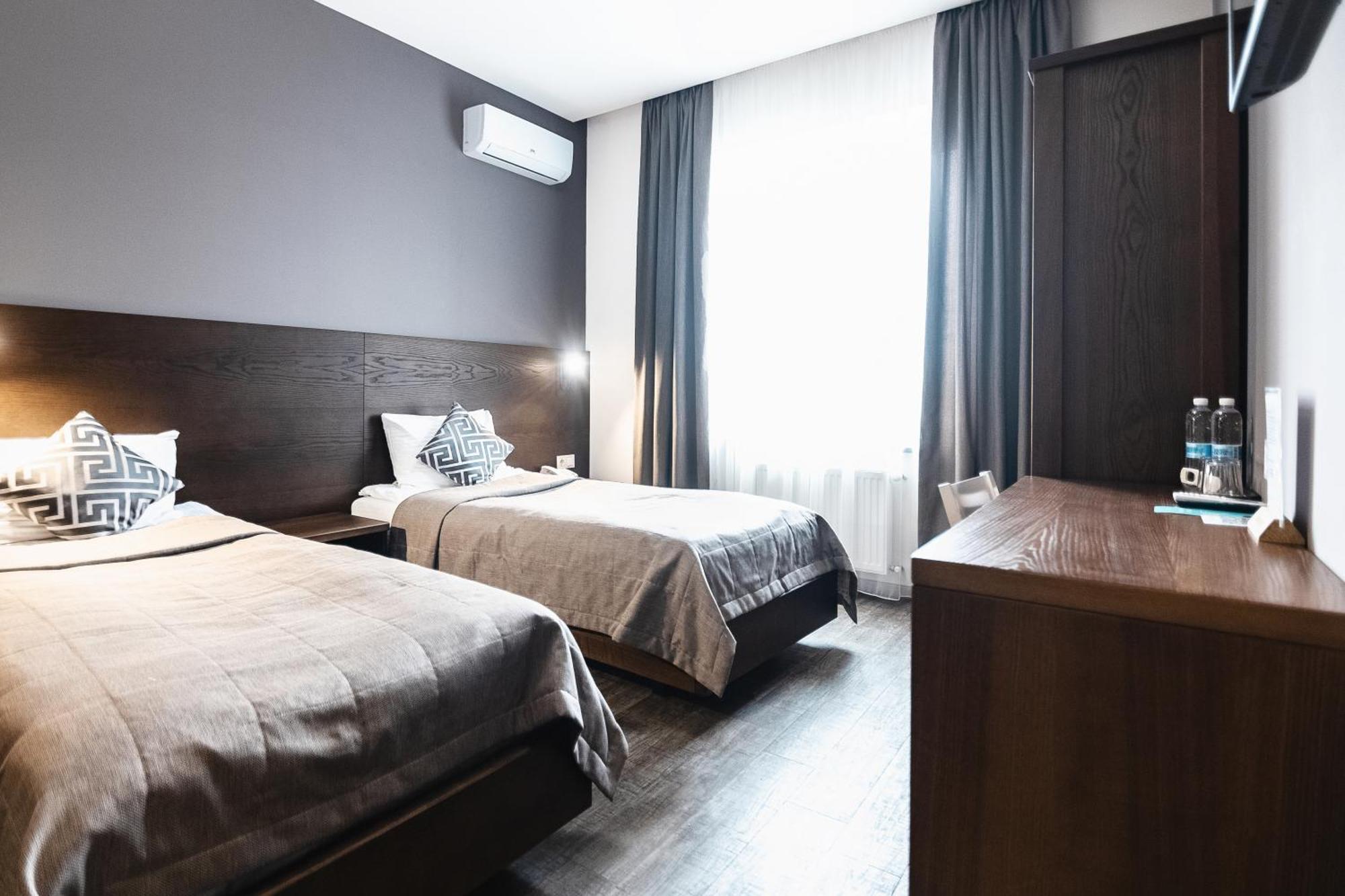 Geography Otel Veresneve Dış mekan fotoğraf