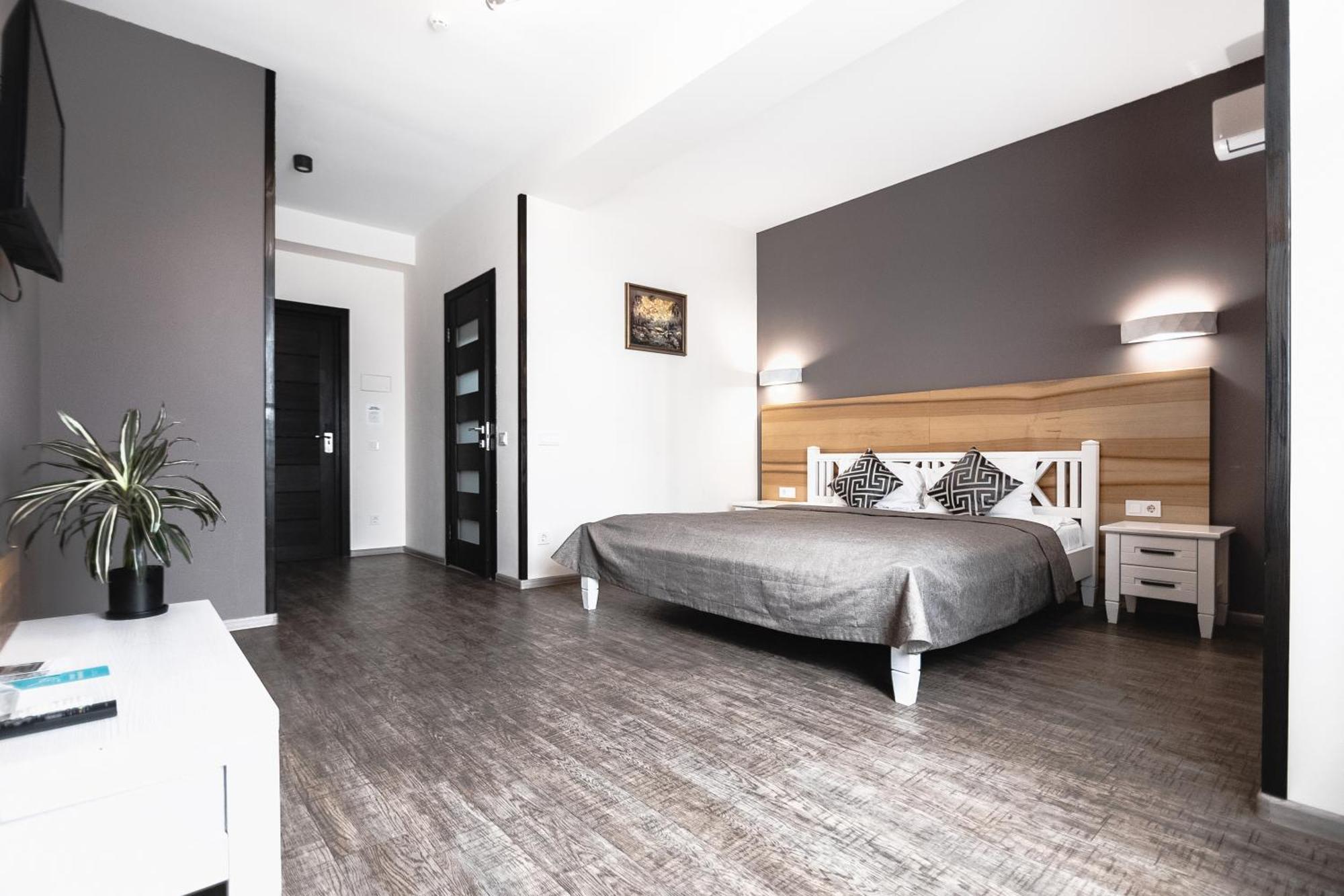 Geography Otel Veresneve Dış mekan fotoğraf