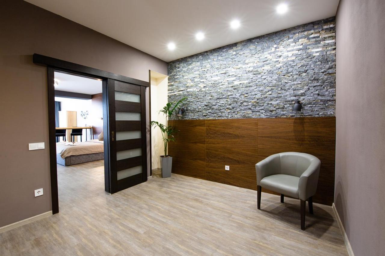 Geography Otel Veresneve Dış mekan fotoğraf