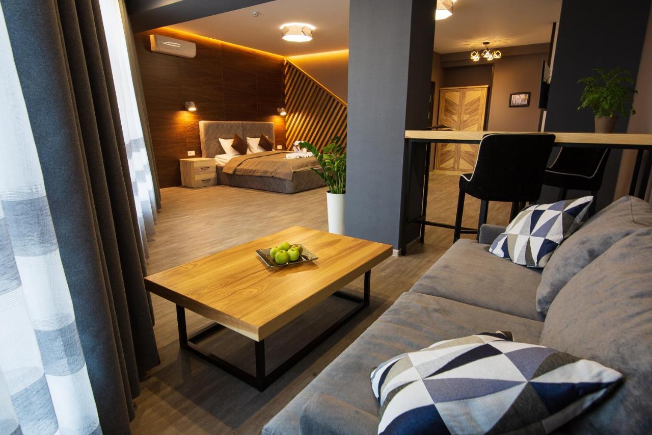 Geography Otel Veresneve Dış mekan fotoğraf