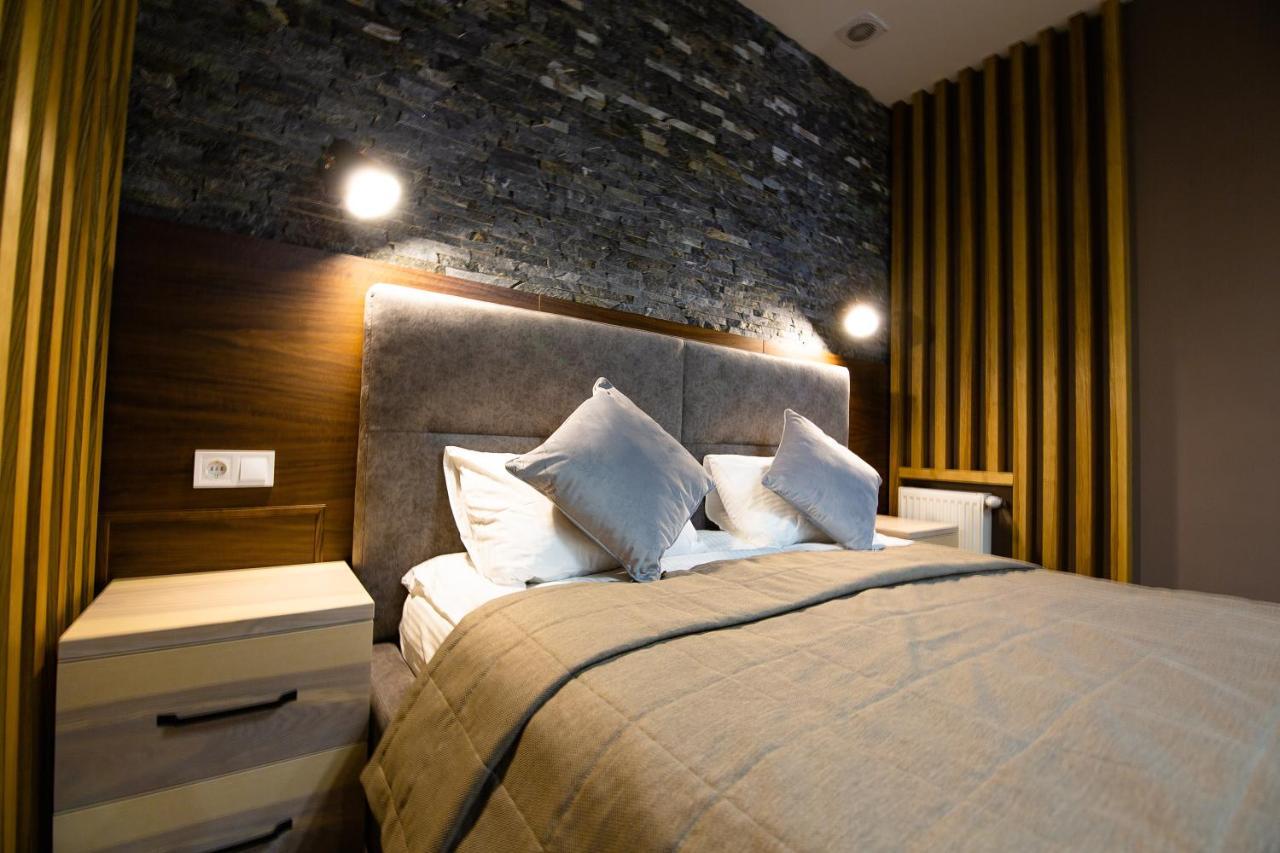 Geography Otel Veresneve Dış mekan fotoğraf
